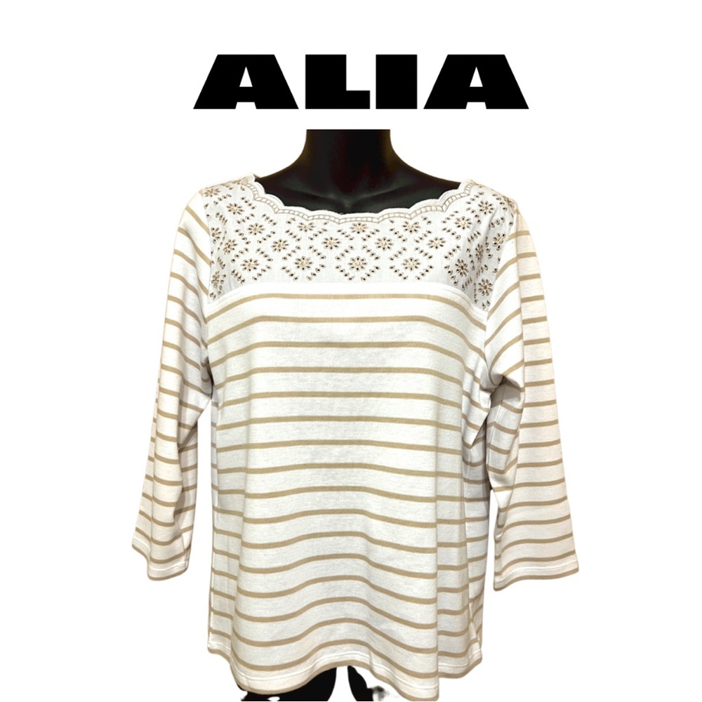 ALIA PETITE MEDIUM 3/4 SLEEVE TOP - WHITE WITH TAN LINES